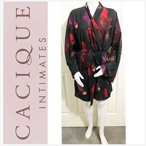 Cacique Intimates~Lane Bryant brand, Short Wrap Kimono Robe